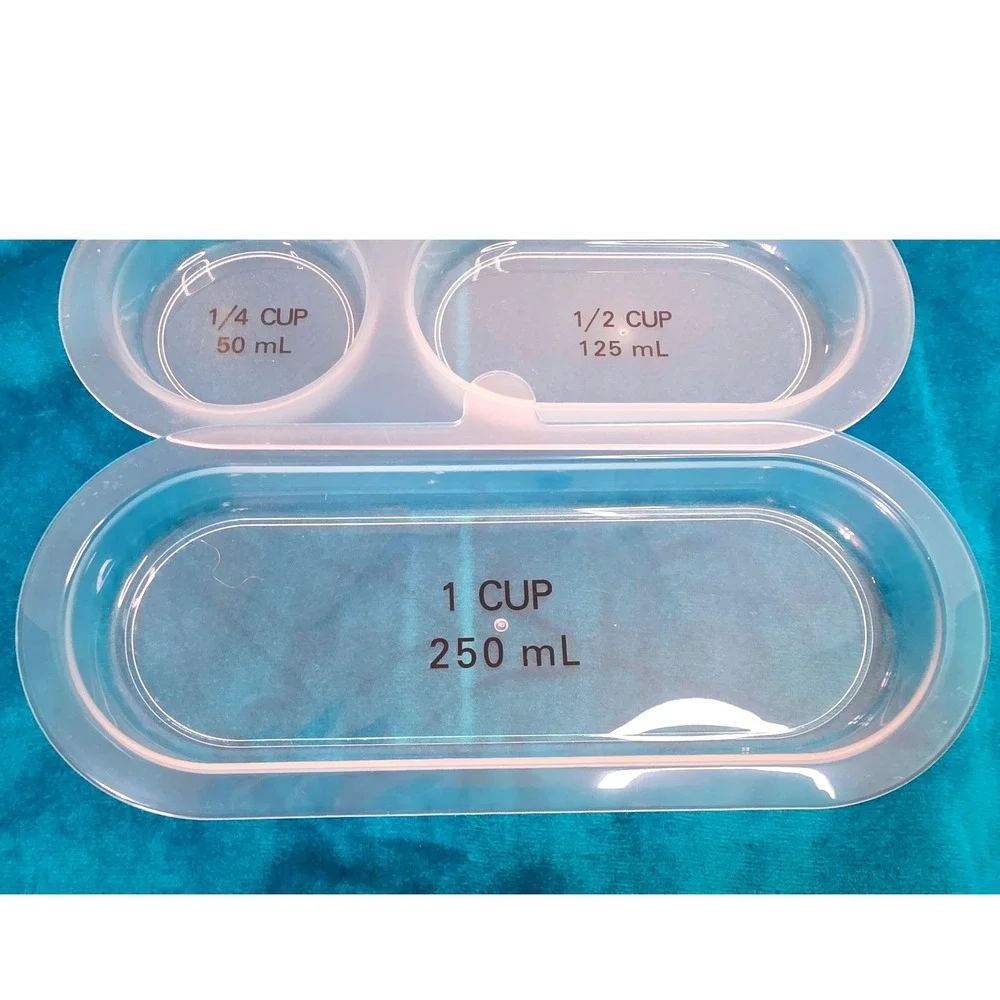 Pampered Chef Cutting Board Flat Plastic Measuring Cup Insert #1028